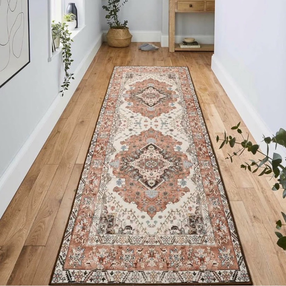 Elegant Persian Style Runner Rug - Picture 5 of 7